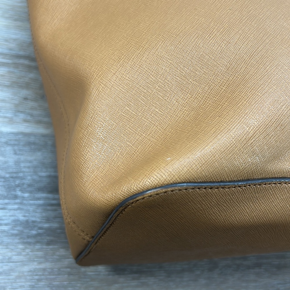 Michael Kors Tan Tote Bag - Picture 9 of 16